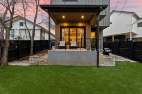 Comfortable stay with a backyard & workspaces